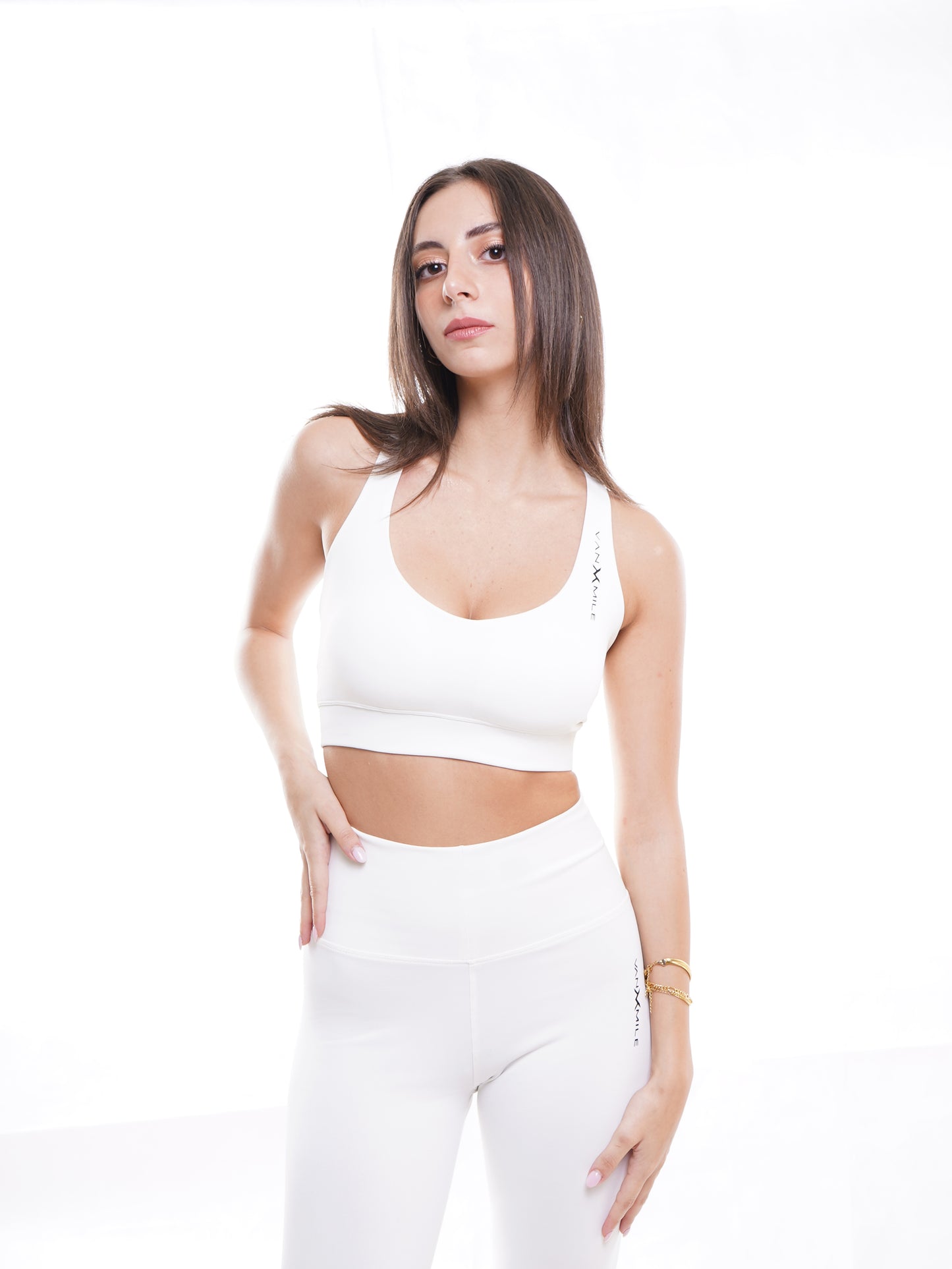 ESSENTIAL SPORTS BRA - WHITE