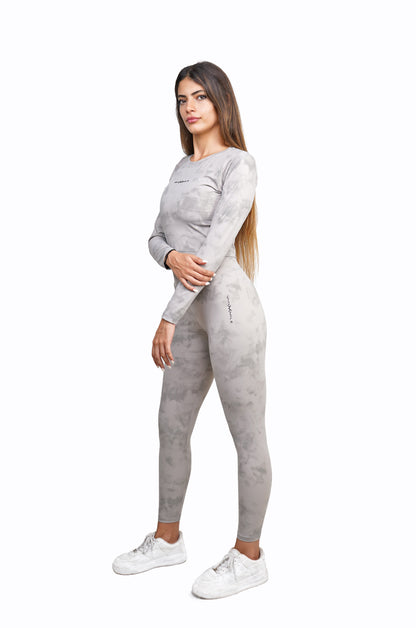Women's VAN MILE Mist Crop Top Long Sleeve in Light Grey – full outfit with matching leggings