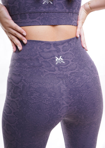 Women's VAN MILE Fearless Leggings in Lilac – back waistband and logo detail