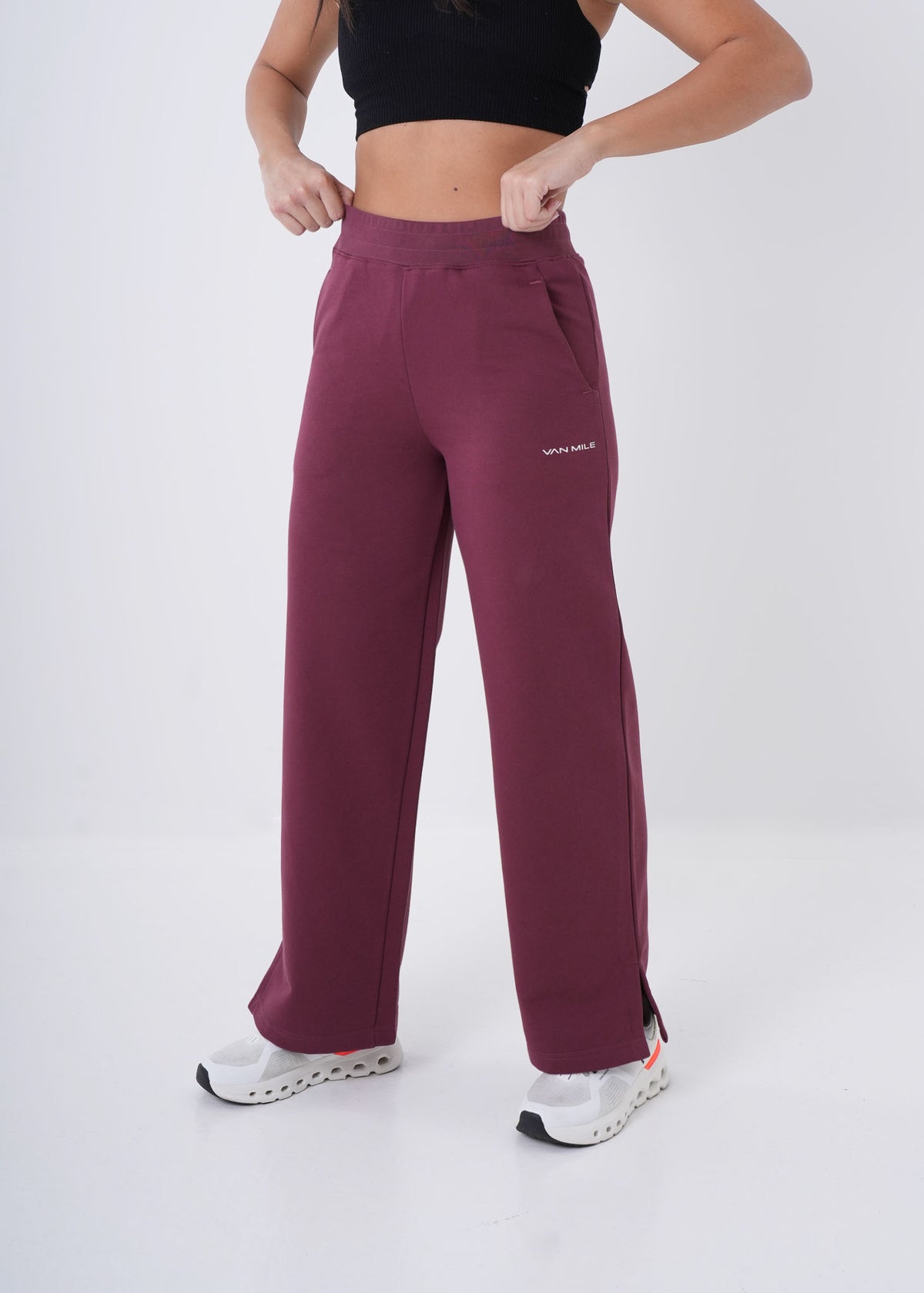 Women's VAN MILE VNML Flared Cotton Pant in Burgundy – front view