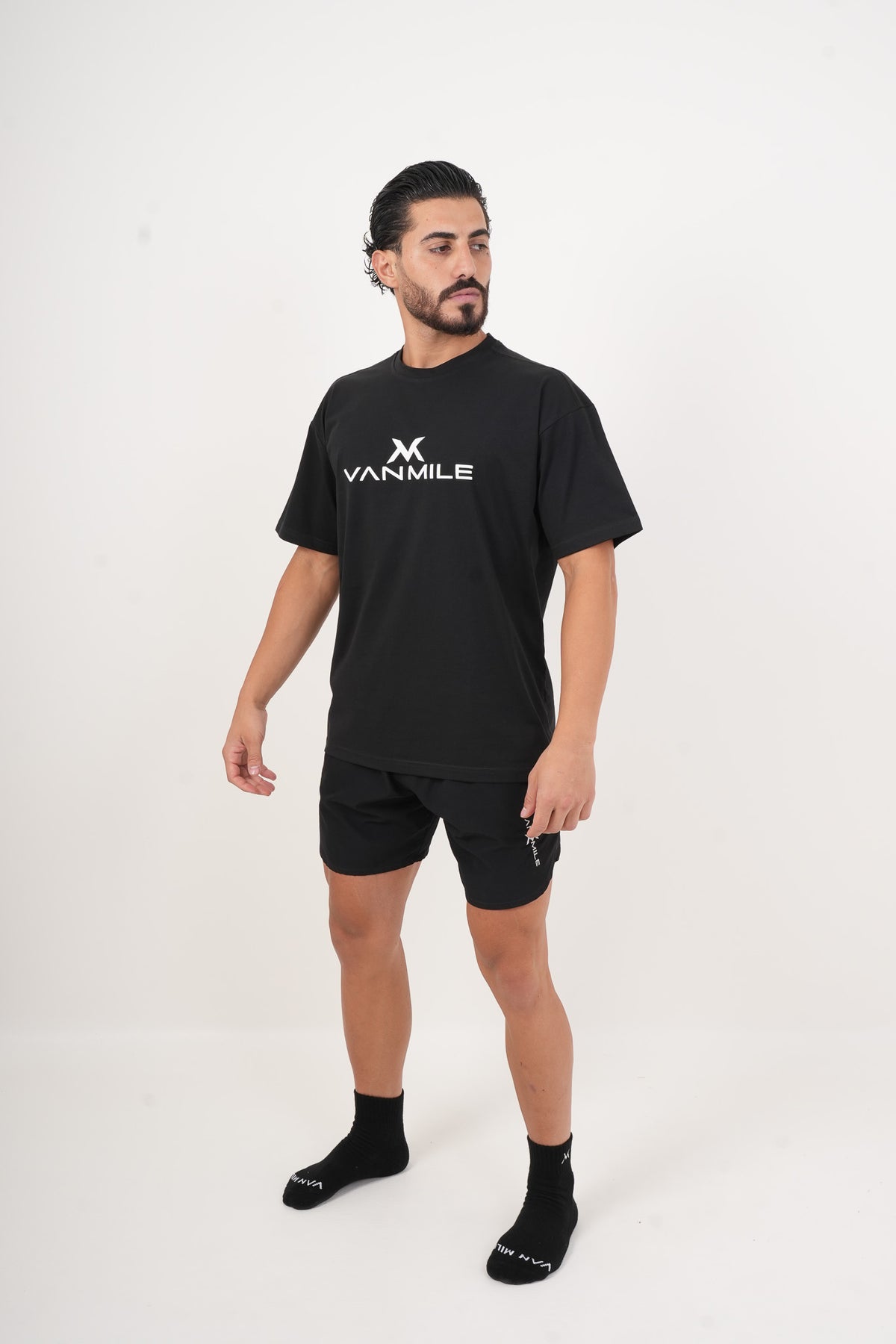 Men's VAN MILE IMPACT Oversized T-Shirt in Black – full-length front view