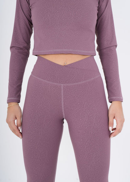 Women's VAN MILE ACTV Two-Piece Cropped Set in Heather Rose – waistband detail