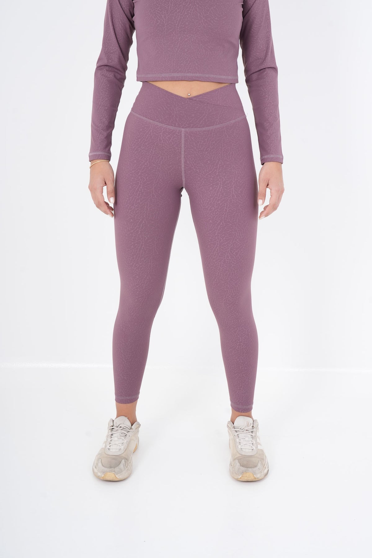 Women's VAN MILE ACTV Two-Piece Cropped Set in Heather Rose – front view of the leggings