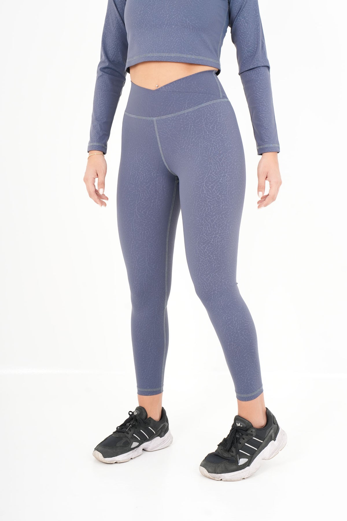 Women's VAN MILE ACTV Two-Piece Cropped Set in Baby Blue – side view of the leggings