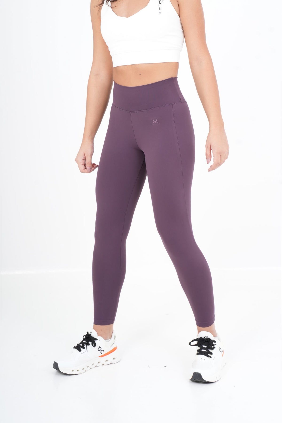 Women's VAN MILE VNML Two-Piece Lycra Set in Lilac – leggings, front view