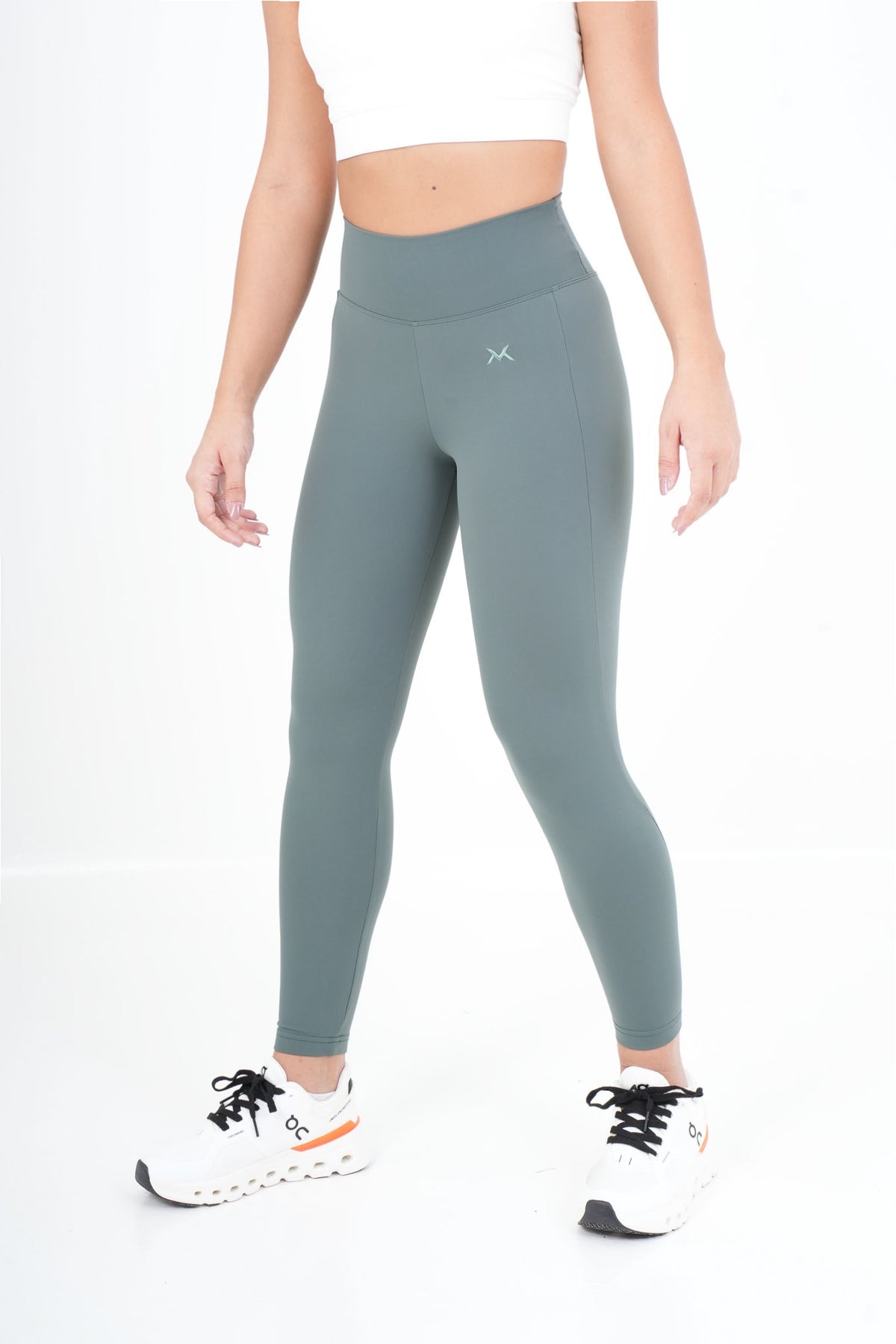 Women's VAN MILE VNML Two-Piece Lycra Set in Mint Green – front view of the leggings