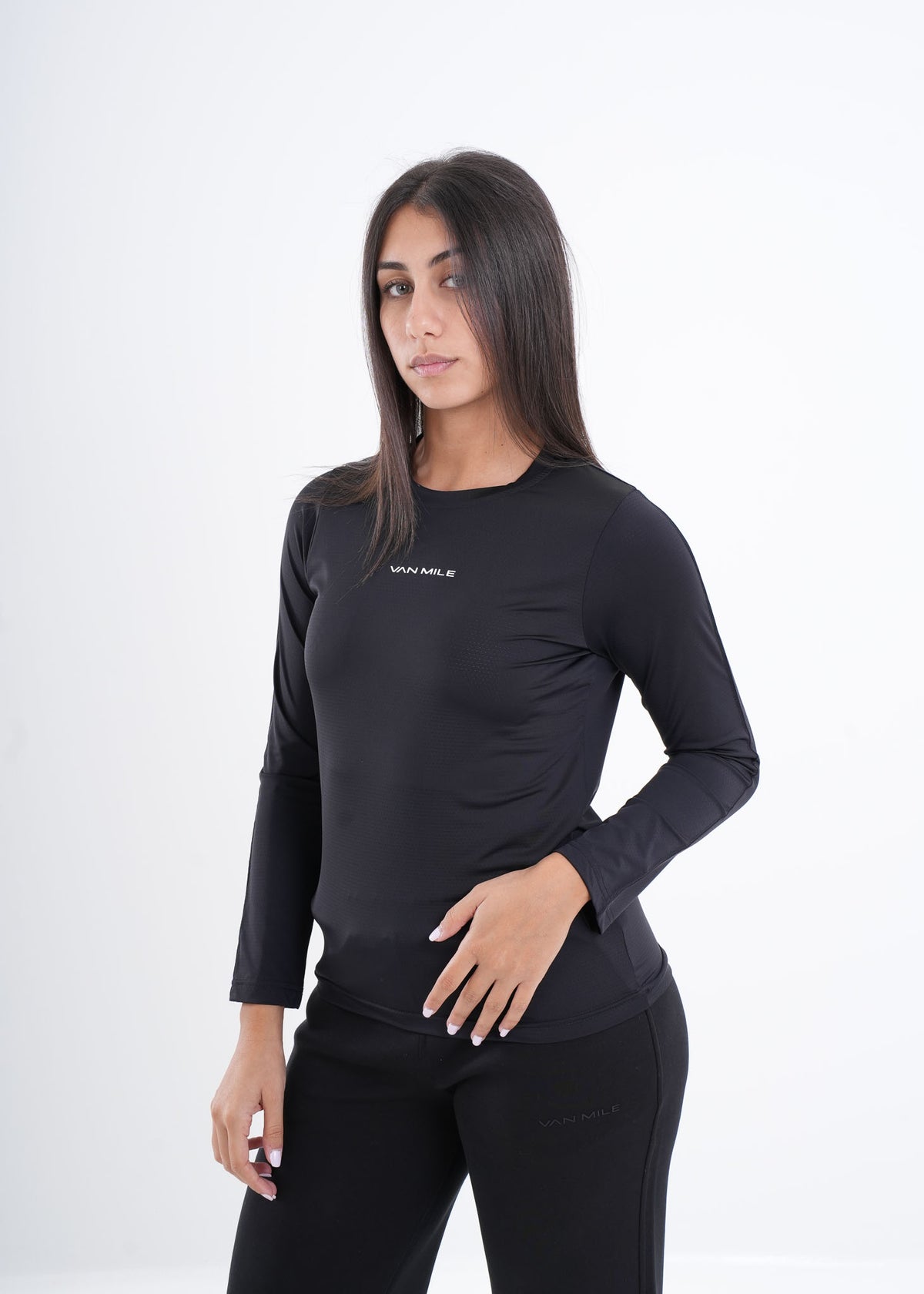 Women's VAN MILE VNML Long Sleeve Quick-Dry T-Shirt in Black – three-quarter front view