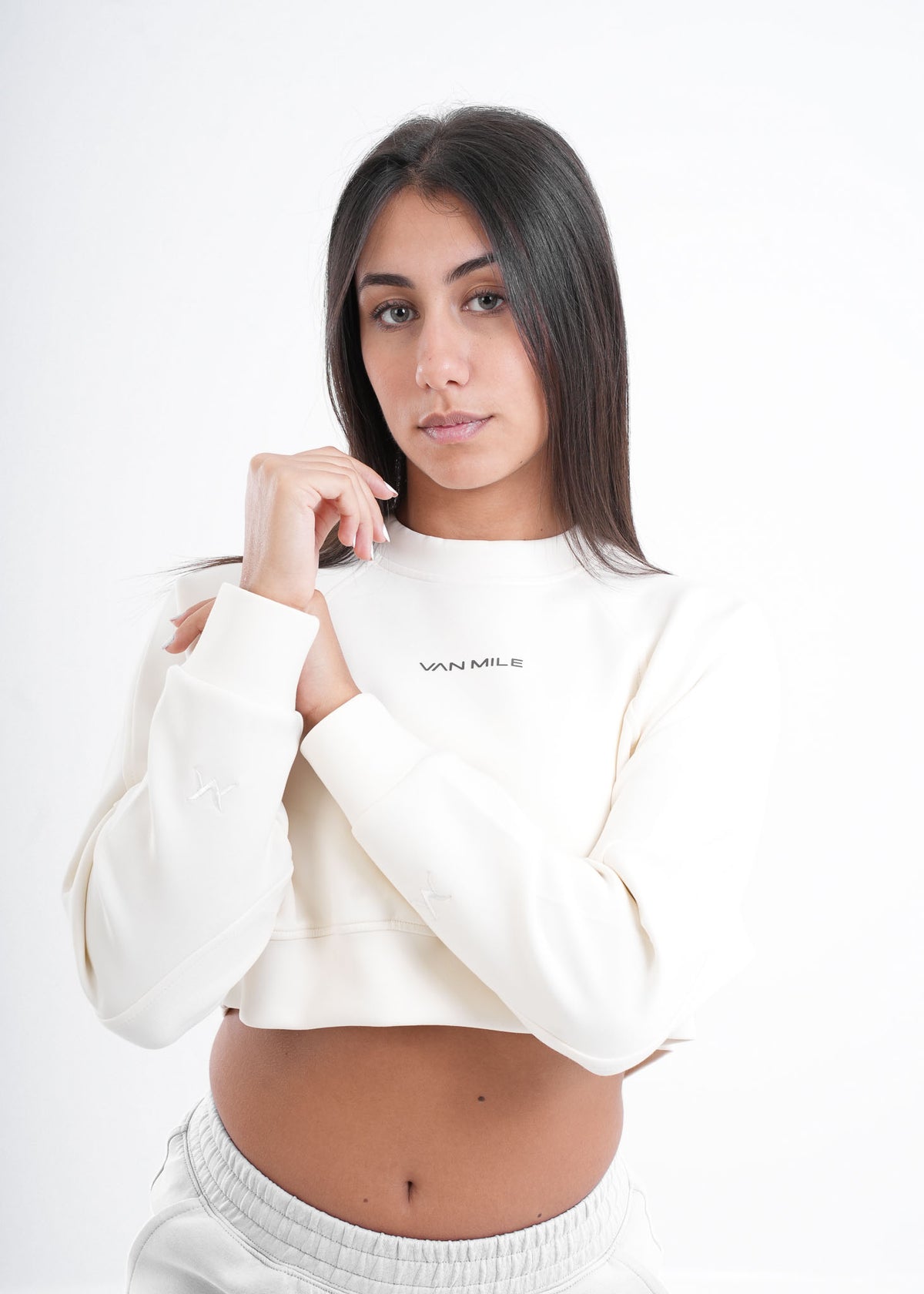 Women's VAN MILE VNML Two-Piece Crop Set in Off White – cropped sweatshirt, close-up