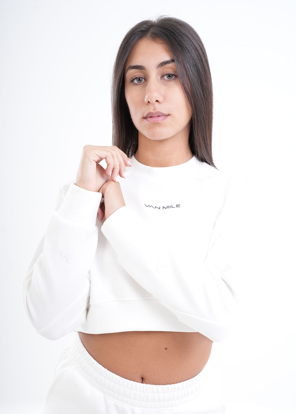 Women's VAN MILE VNML Two-Piece Crop Set in White – cropped sweatshirt, close-up