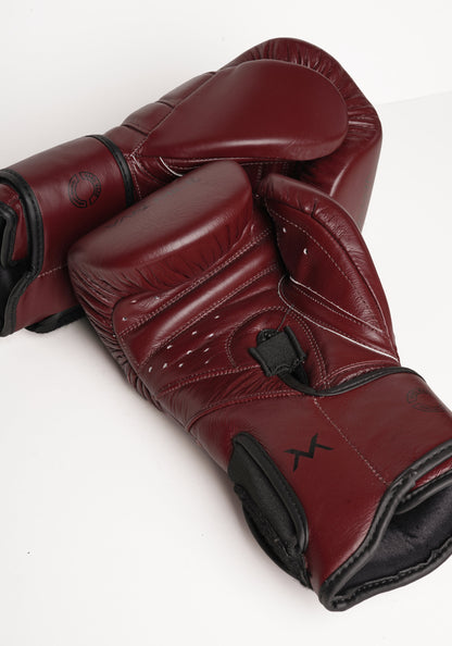 VAN MILE ELITE Boxing Gloves in Dark Red – palm view